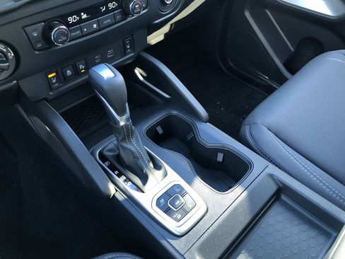 New 2026 Nissan Frontier SV w/ SV Convenience Package image 26