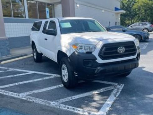 Used 2020 Toyota Tacoma SR RWD image 1
