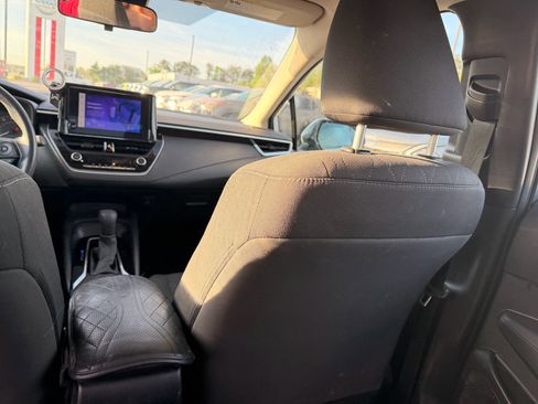 Used 2023 Toyota Corolla LE FWD image 7
