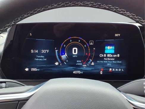 Used 2025 Chevrolet Traverse LT w/ Sun and Wheel Package image 17