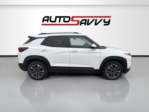 Used 2024 Chevrolet TrailBlazer LT w/ Convenience Package image 8