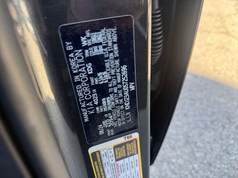 Used 2025 Kia Soul LX w/ LX Technology Package image 24