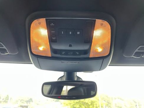 Used 2022 Dodge Durango R/T AWD/4WD image 25