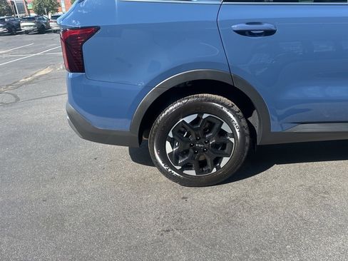 New 2026 Kia Sorento S w/ S Panoramic Sunroof Package image 14