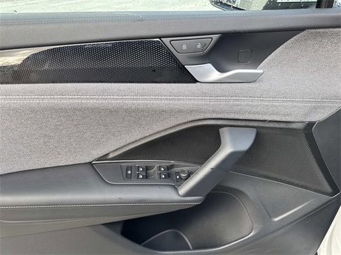 Certified 2025 Volkswagen Tiguan S image 15