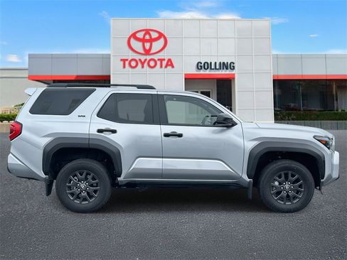 Certified 2025 Toyota 4Runner SR5 image 6
