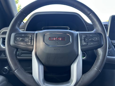 Used 2021 GMC Yukon SLT w/ SLT Luxury Package RWD image 17