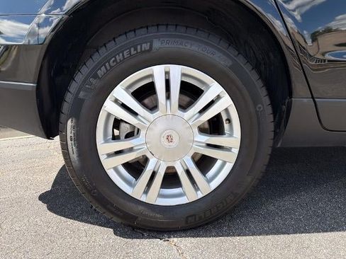 Used 2014 Cadillac SRX Luxury w/ Driver Awareness Package FWD image 17
