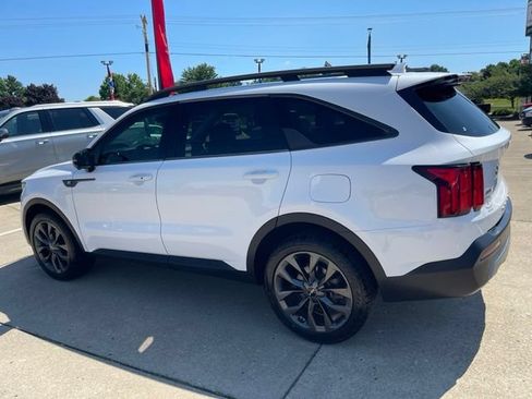 Used 2022 Kia Sorento SX Prestige w/ Rust Color Package AWD/4WD image 4