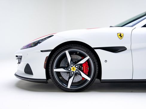 Used 2022 Ferrari Portofino M image 15
