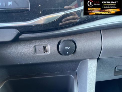 Used 2023 Ford Transit 350 XLT image 18