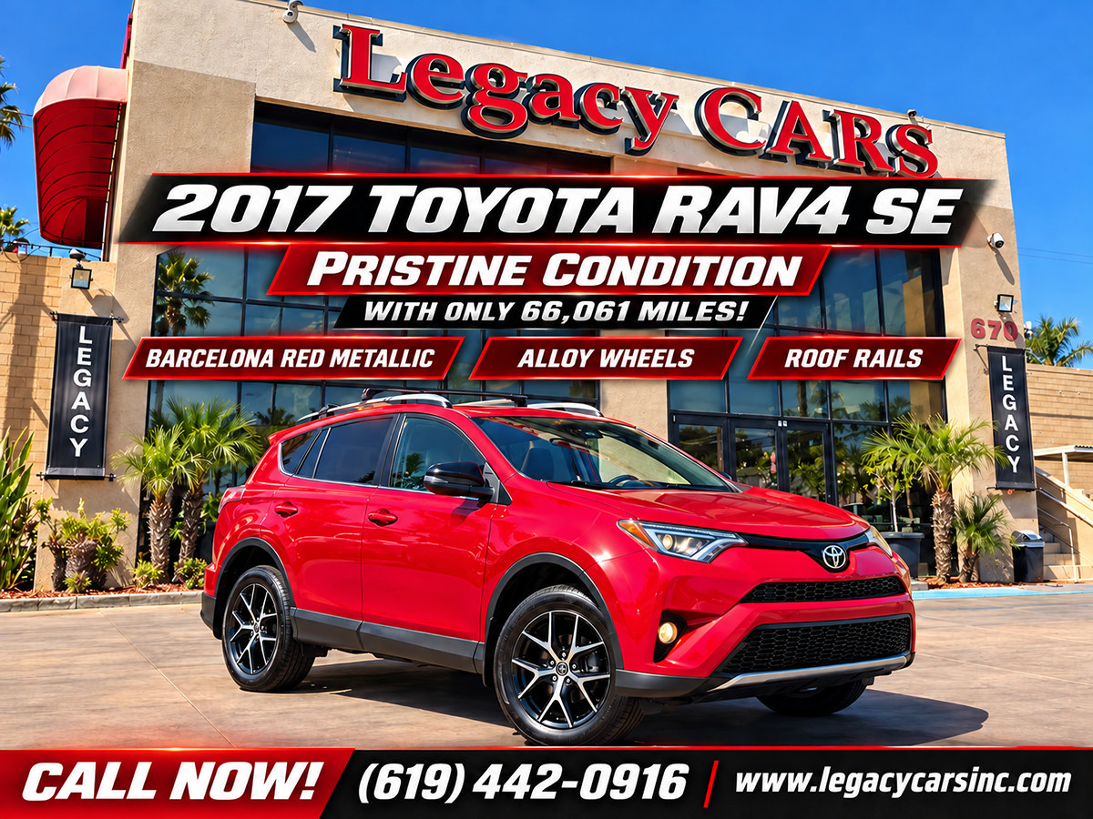 Used 2017 Toyota RAV4 SE FWD image 2