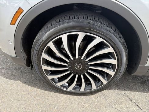 Certified 2023 Lincoln Nautilus Black Label AWD/4WD image 30