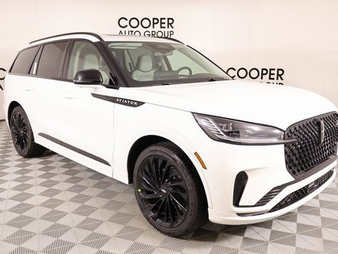 New 2026 Lincoln Aviator Reserve image 1