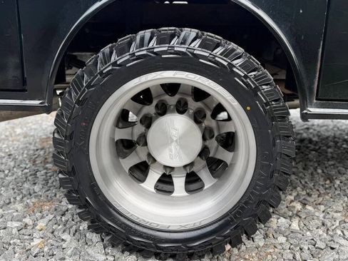 Used 2024 GMC Sierra 3500 Denali Ultimate AWD/4WD image 19
