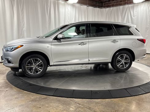 Used 2016 INFINITI QX60 Luxe AWD/4WD image 10