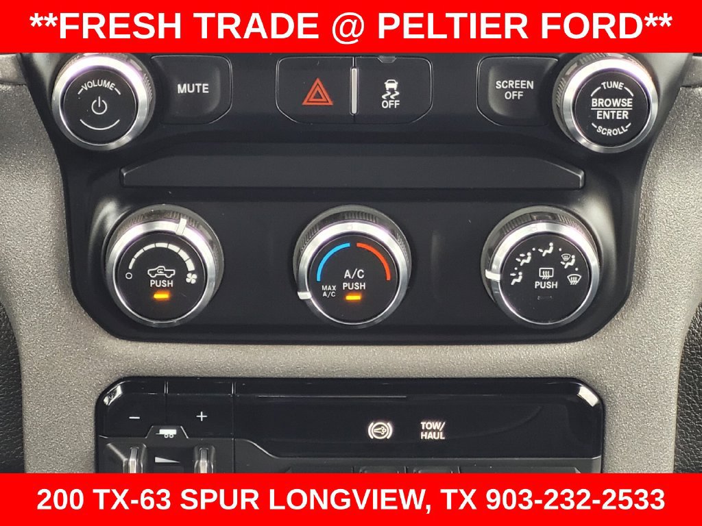 Used 2024 RAM 3500 Tradesman w/ Chrome Appearance Group AWD/4WD image 23