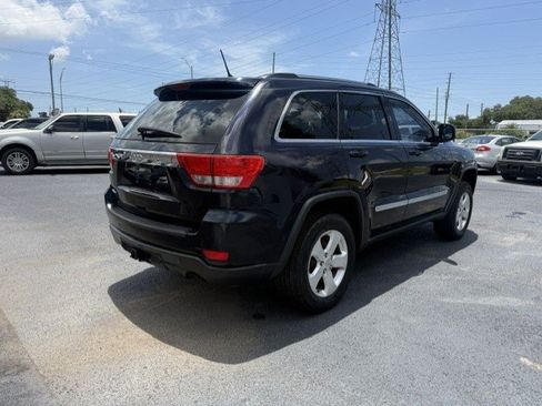 Used 2011 Jeep Grand Cherokee Laredo RWD image 4