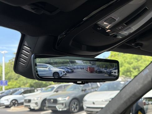 Used 2026 Volvo XC90 B6 Ultra w/ Lounge Package AWD/4WD image 27