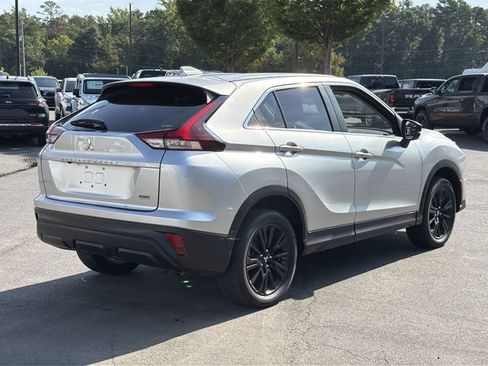 Used 2024 Mitsubishi Eclipse Cross LE AWD/4WD image 12