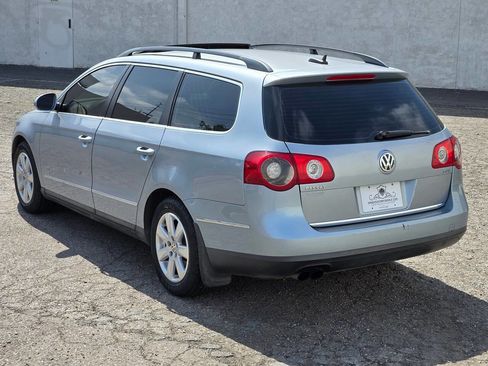 Used 2007 Volkswagen Passat 2.0T FWD image 10