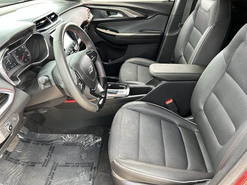 Used 2023 Chevrolet TrailBlazer RS w/ Sun and Liftgate Package FWD image 19
