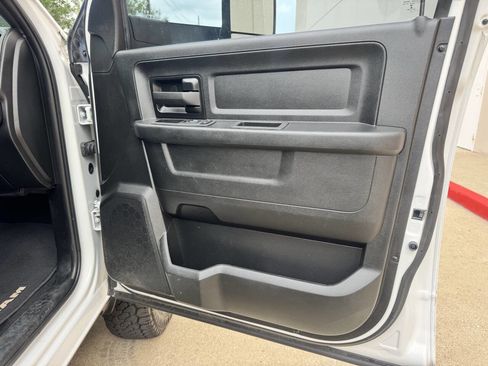 Used 2022 RAM 3500 Tradesman AWD/4WD image 18