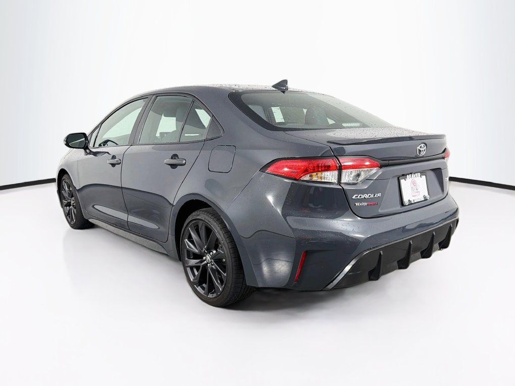 Used 2025 Toyota Corolla SE FWD image 7