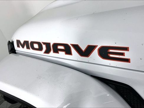 New 2026 Jeep Gladiator Mojave image 10