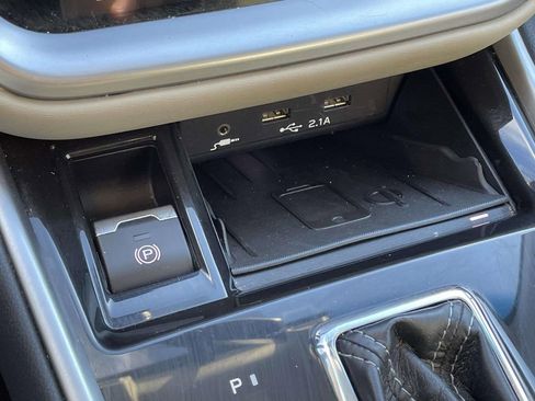 Used 2020 Subaru Outback Limited w/ Popular Package #2 image 17