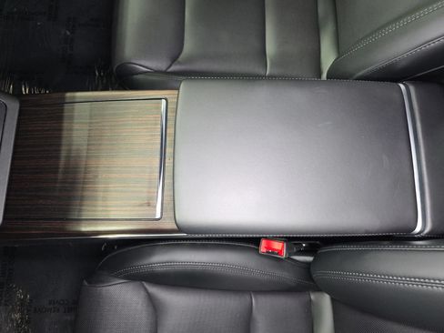 Used 2024 Tesla Model X AWD/4WD image 34