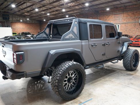 Used 2020 Jeep Gladiator Sport w/ Quick Order Package 24S AWD/4WD image 18
