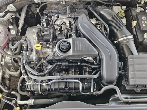Used 2022 Volkswagen Jetta Sport FWD image 29