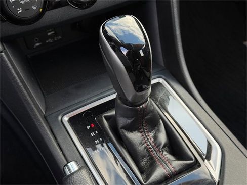 Used 2020 Subaru Impreza 2.0i Sport image 18