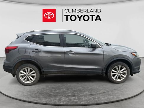Used 2019 Nissan Rogue Sport SV FWD image 6