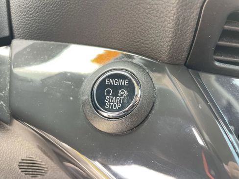 Used 2014 Ford Escape Titanium FWD image 31