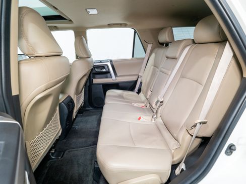 Used 2018 Toyota 4Runner Limited image 33