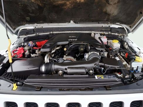 Used 2019 Jeep Wrangler Unlimited Rubicon AWD/4WD image 11