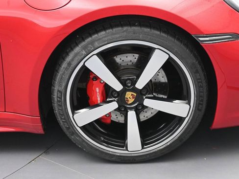 Certified 2022 Porsche 911 Carrera S RWD image 13
