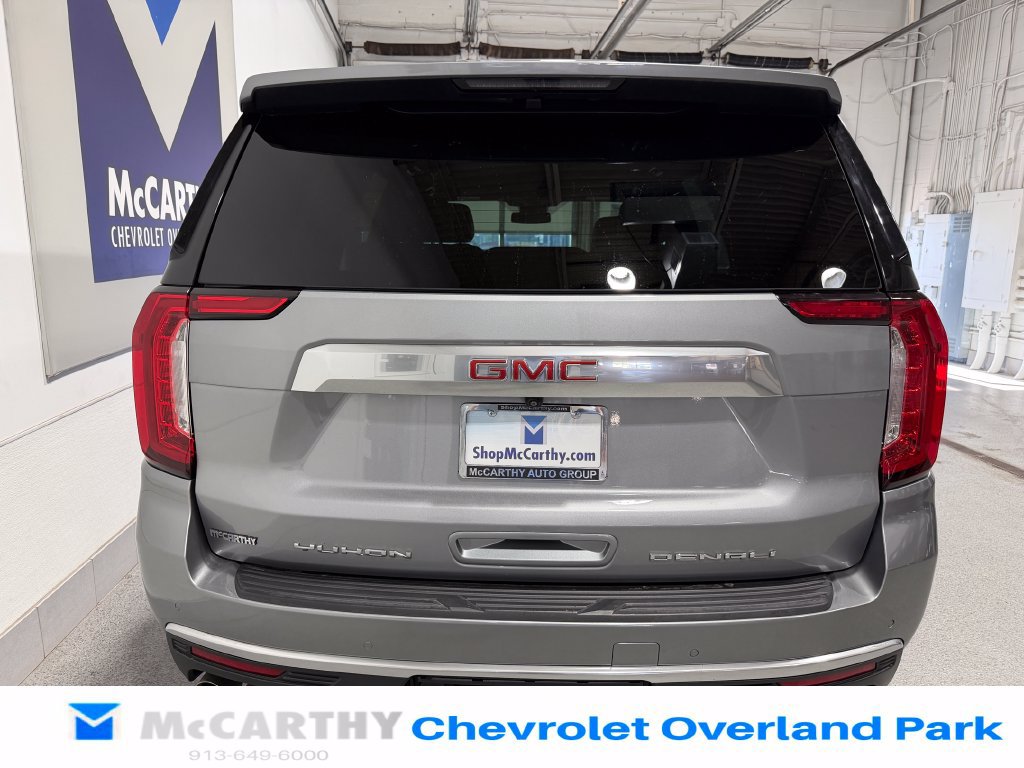 Used 2024 GMC Yukon Denali AWD/4WD image 6