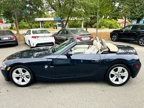 Used 2007 BMW Z4 3.0i image 3