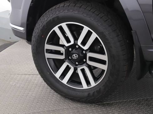 Used 2018 Toyota 4Runner Limited AWD/4WD image 13