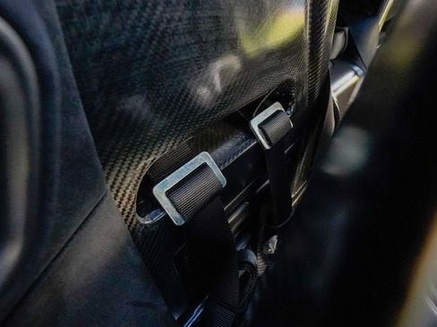 Used 2019 McLaren Senna image 95