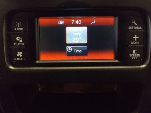 Used 2018 Dodge Journey SE FWD image 25