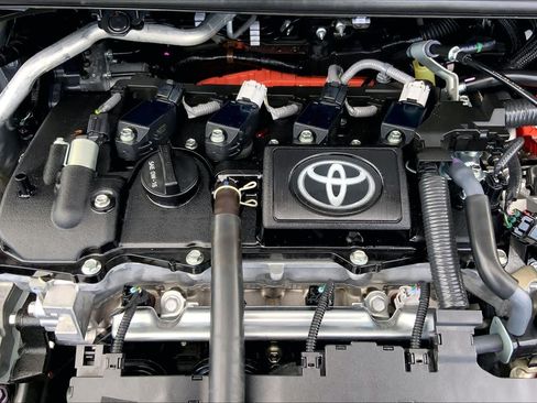 Used 2025 Toyota Corolla LE FWD image 32