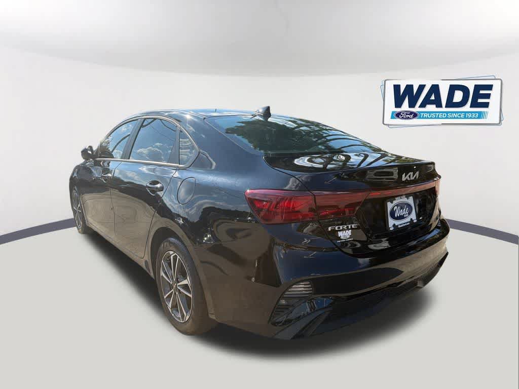 Used 2024 Kia Forte LXS FWD image 7