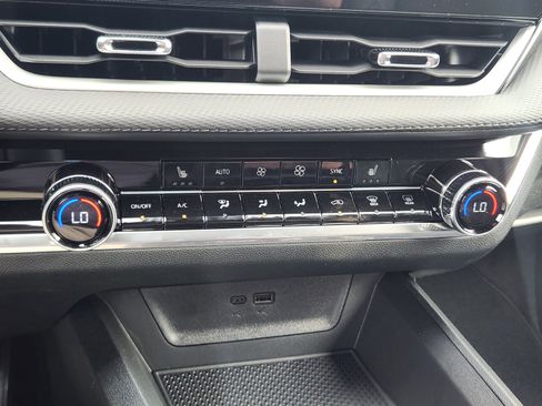 New 2026 Chevrolet Equinox LT w/ Convenience Package II image 18