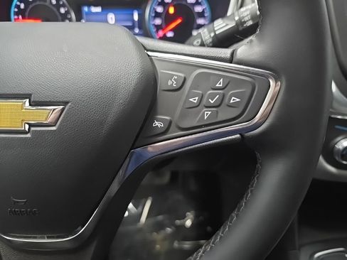 Used 2023 Chevrolet Equinox LT w/ Driver Convenience Package image 20