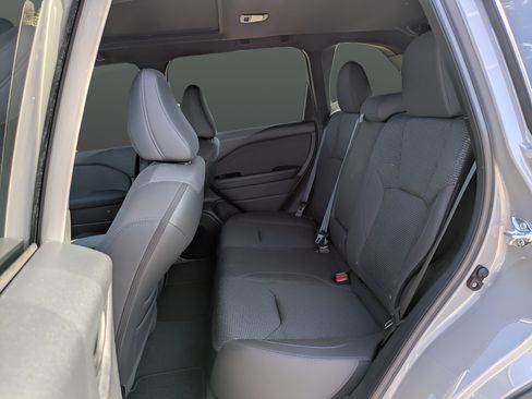 Used 2026 Subaru Forester Premium AWD/4WD image 13