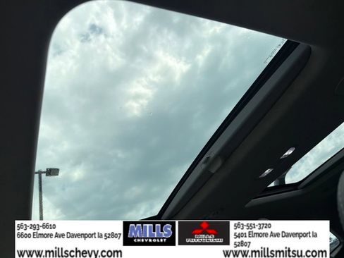 Used 2019 Buick Enclave Essence AWD/4WD image 20